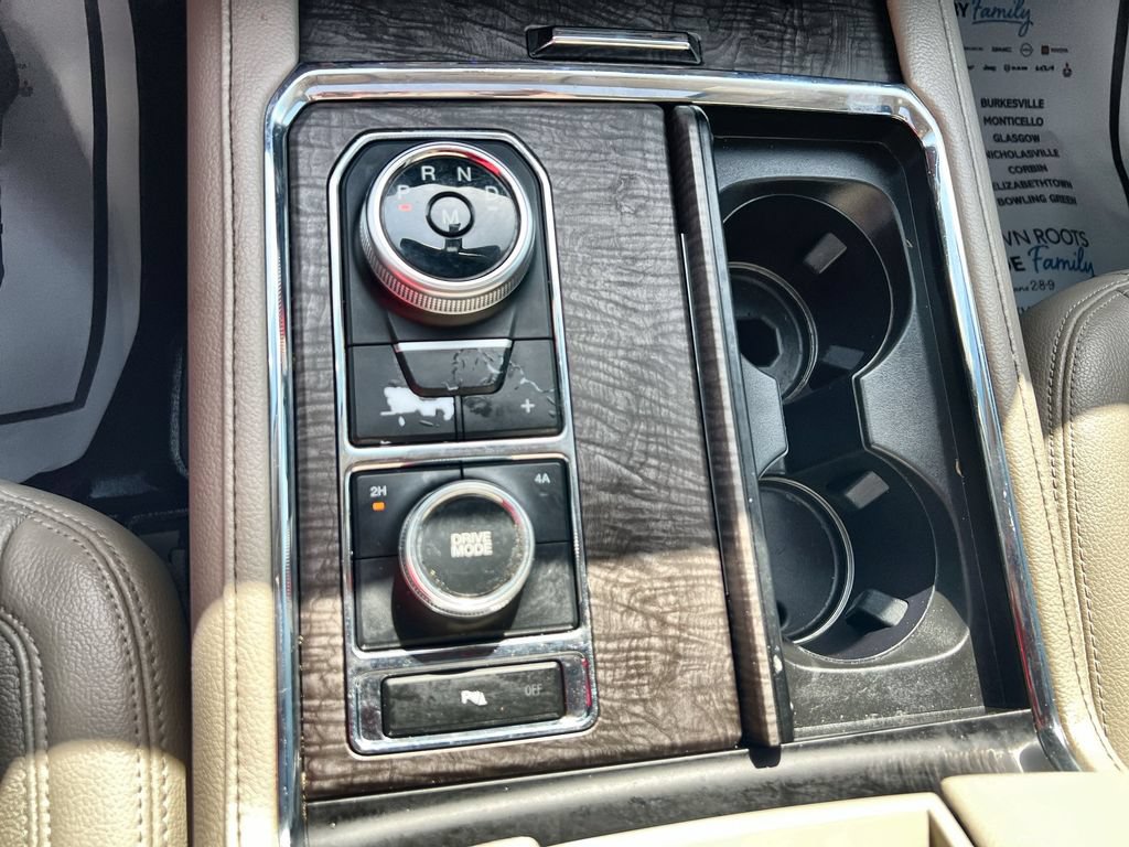 Used 2020 Ford Expedition Limited w/ Equipment Group 301A AWD/4WD image 20