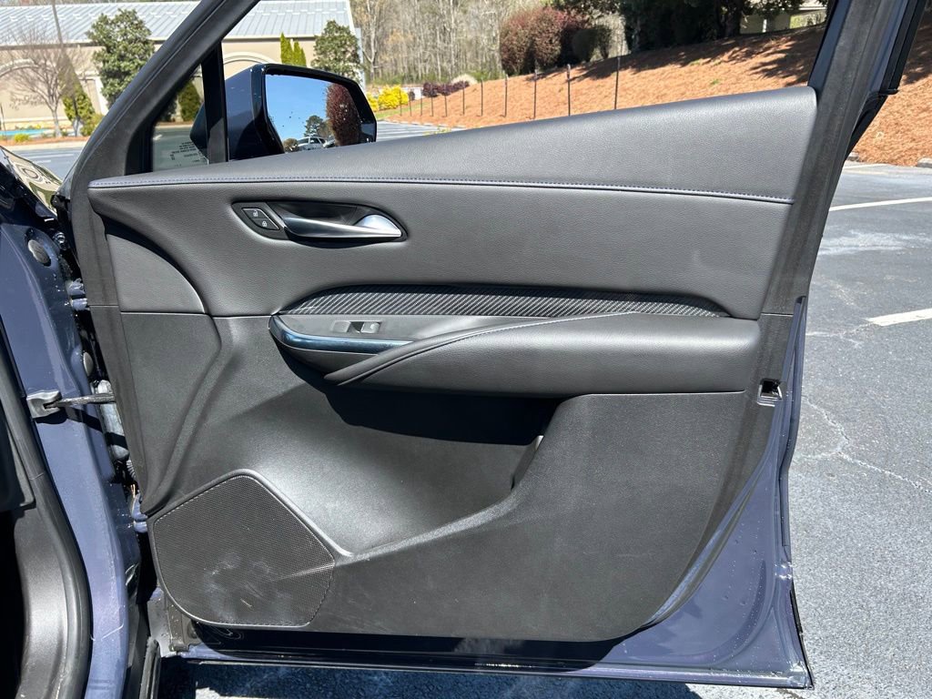 Used 2024 Cadillac XT4 Sport w/ Cold Weather Package image 58