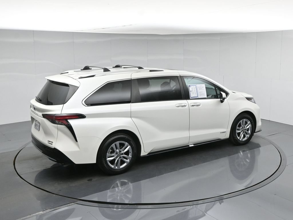 Used 2021 Toyota Sienna Limited FWD image 44