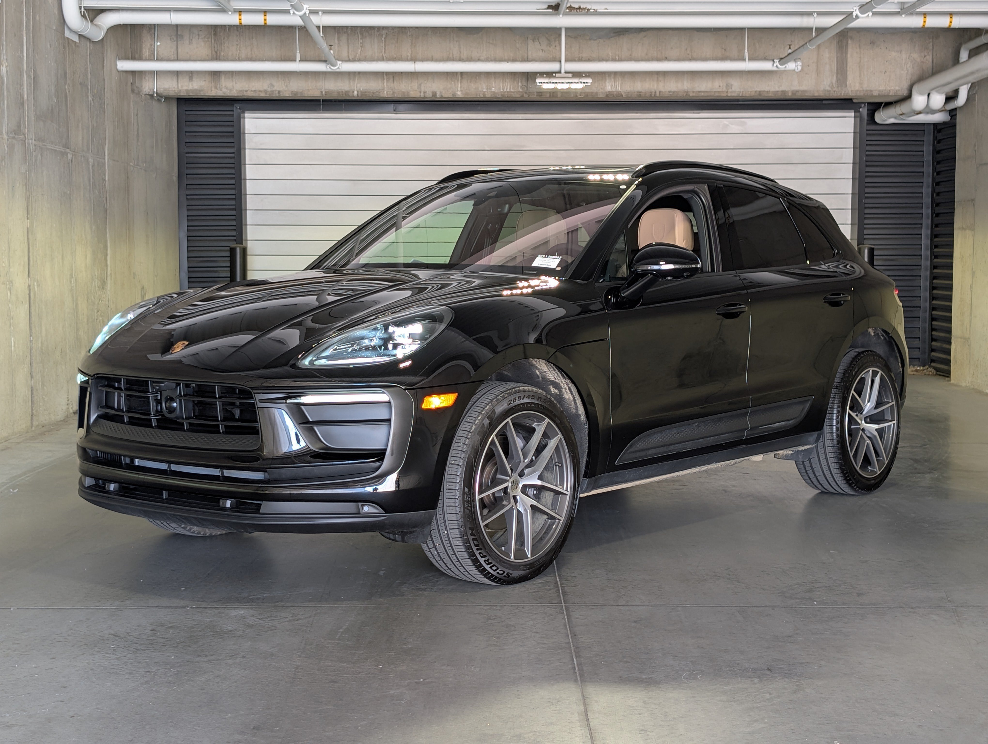 Certified 2026 Porsche Macan AWD/4WD image 41