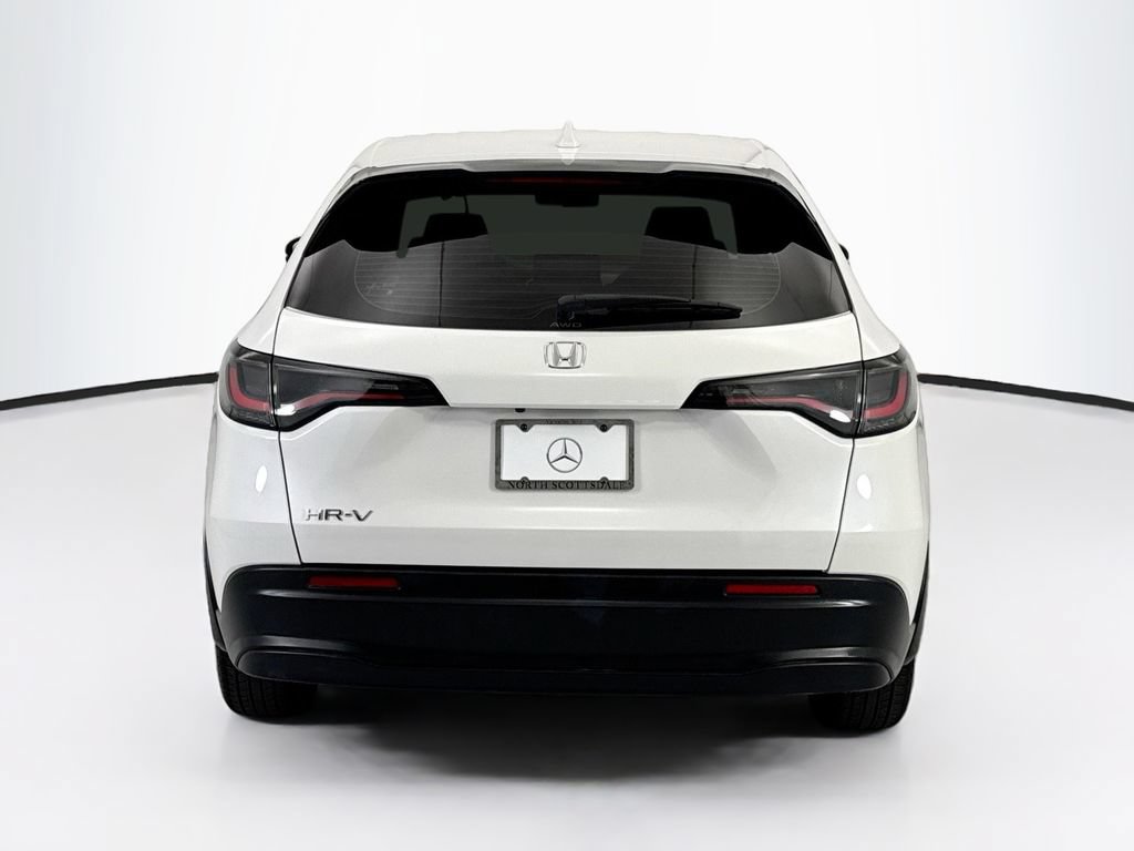 Used 2025 Honda HR-V LX image 6