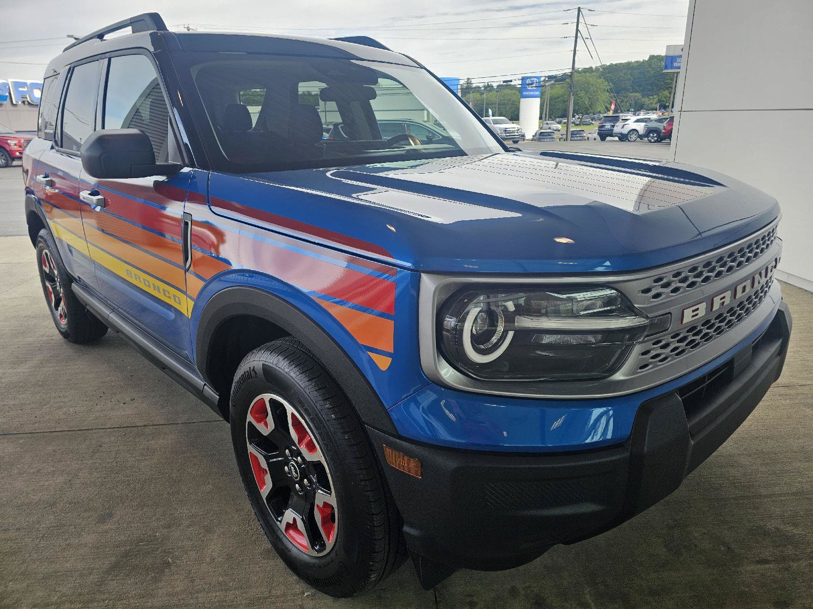 Used 2025 Ford Bronco Sport Free Wheeling AWD/4WD image 7