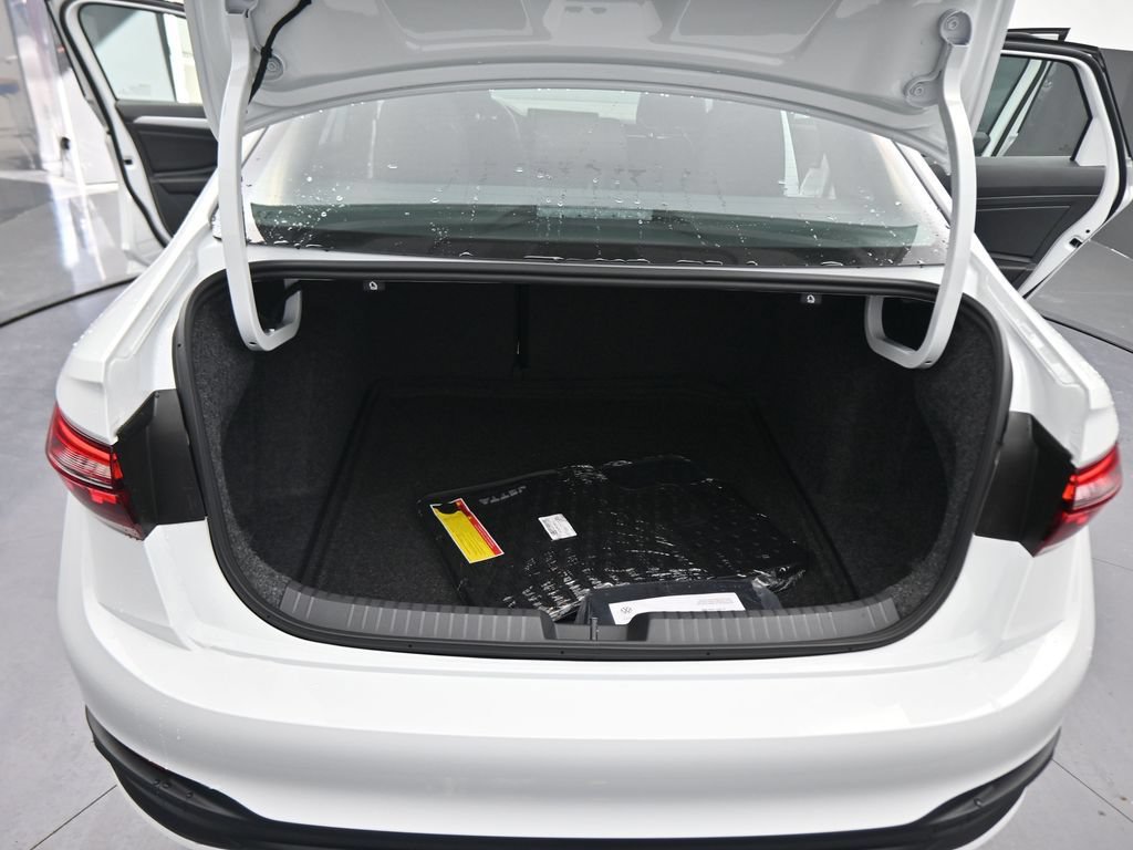New 2026 Volkswagen Jetta Sport FWD image 39