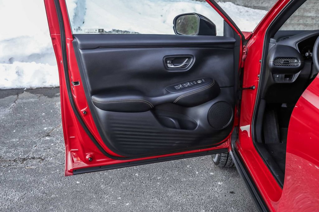 Used 2025 Honda HR-V Sport image 23