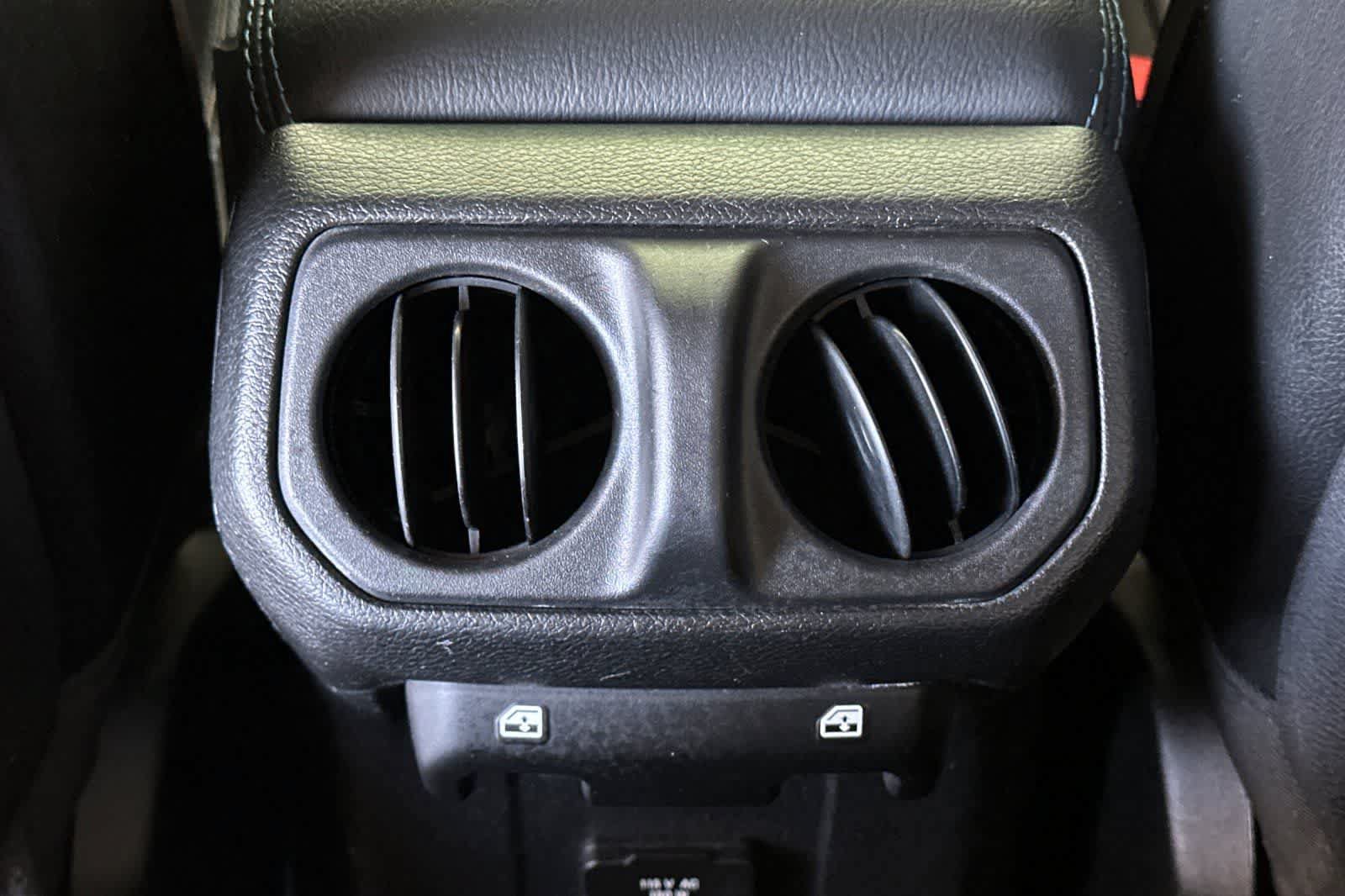 Used 2021 Jeep Wrangler Unlimited Rubicon 4xe w/ Cold Weather Group AWD/4WD image 15