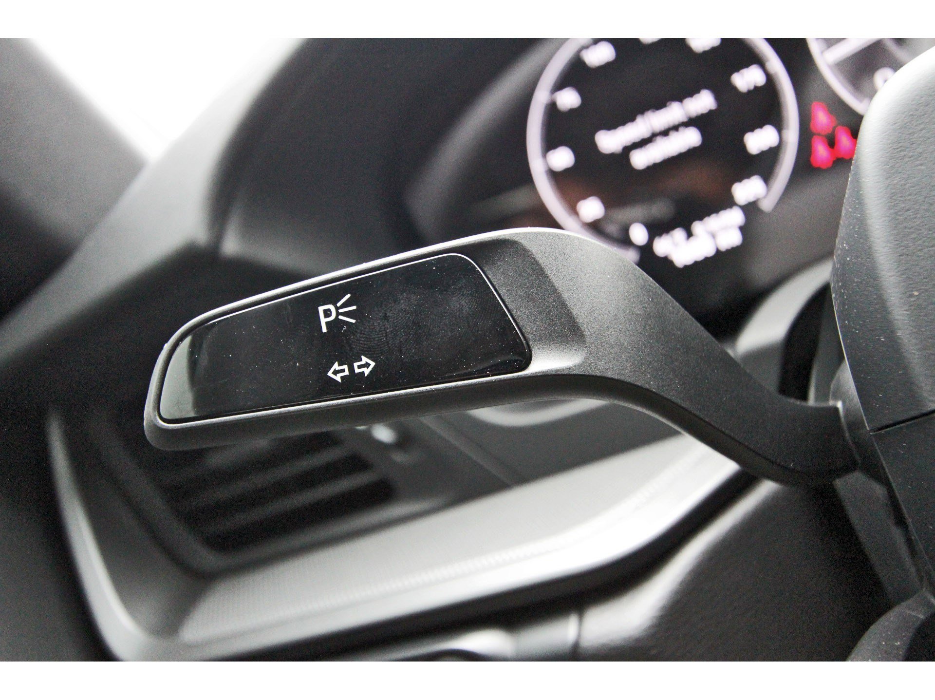 Used 2025 Porsche 911 Carrera S image 14