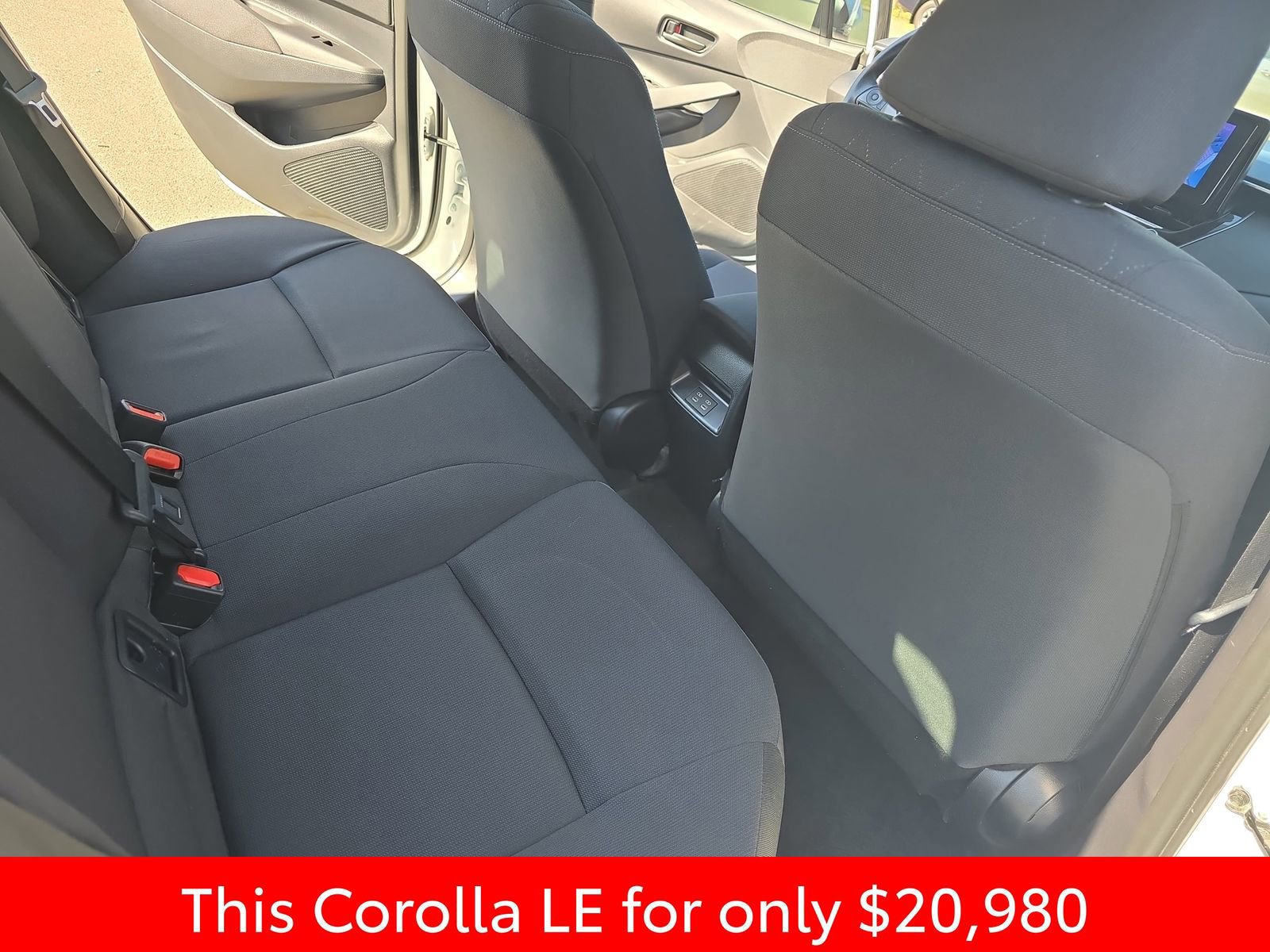 Used 2024 Toyota Corolla LE image 17
