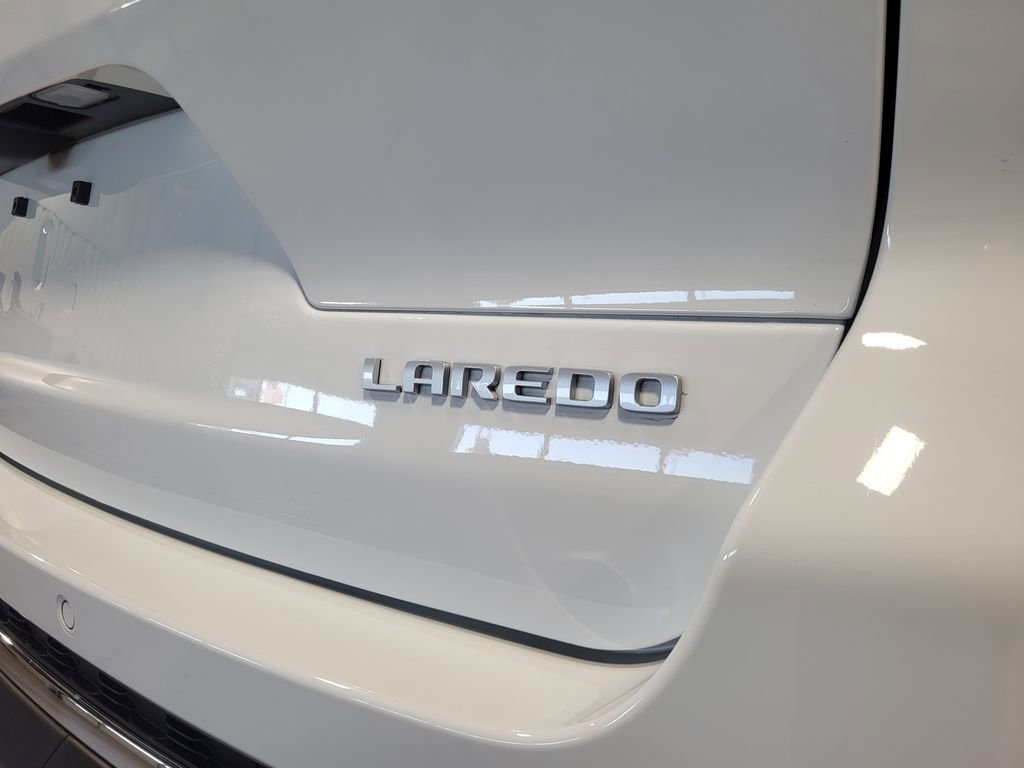 New 2025 Jeep Grand Cherokee L Laredo w/ Luxury Tech Group I RWD image 11
