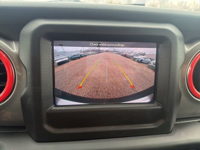 Used 2021 Jeep Wrangler Unlimited Sahara image 23