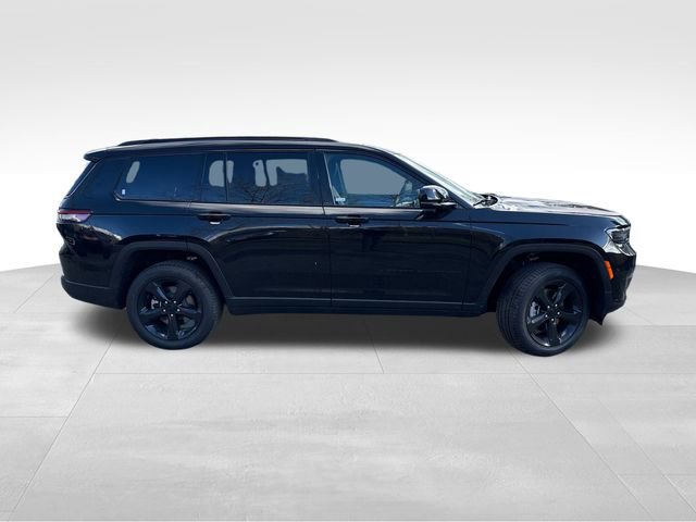 New 2025 Jeep Grand Cherokee L Limited w/ Black Appearance Package image 8