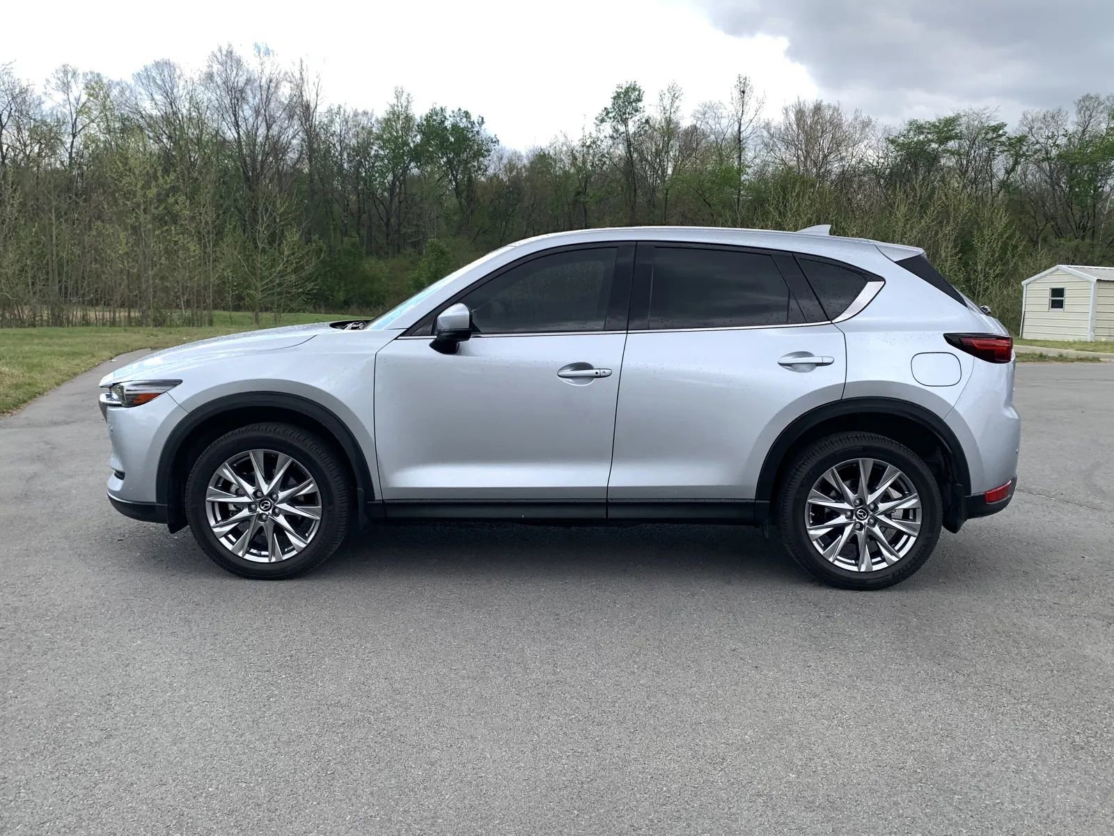 Used 2019 MAZDA CX-5 Signature image 4