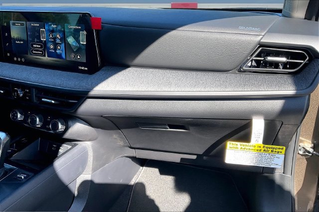 New 2027 Nissan Kicks S FWD image 16