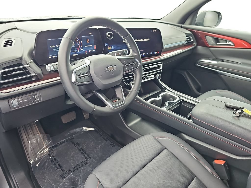 Used 2025 Chevrolet Traverse Z71 AWD/4WD image 16