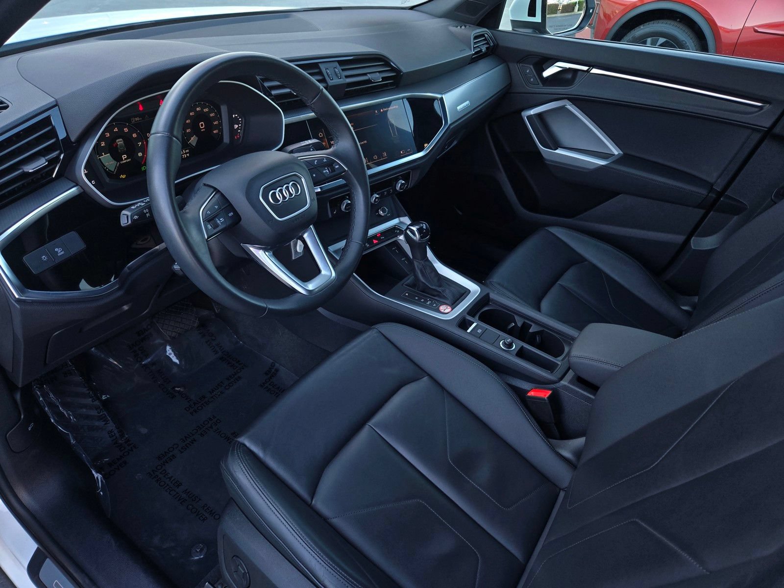 Used 2025 Audi Q3 2.0T Premium AWD/4WD image 8