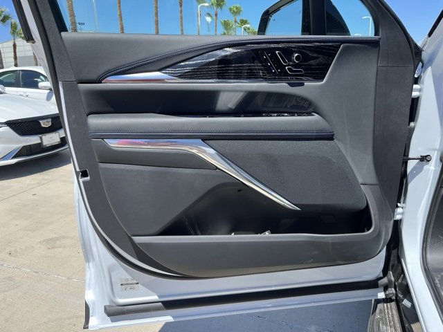 New 2026 Cadillac Escalade IQL Sport 1 w/ LPO, ONYX Package image 11