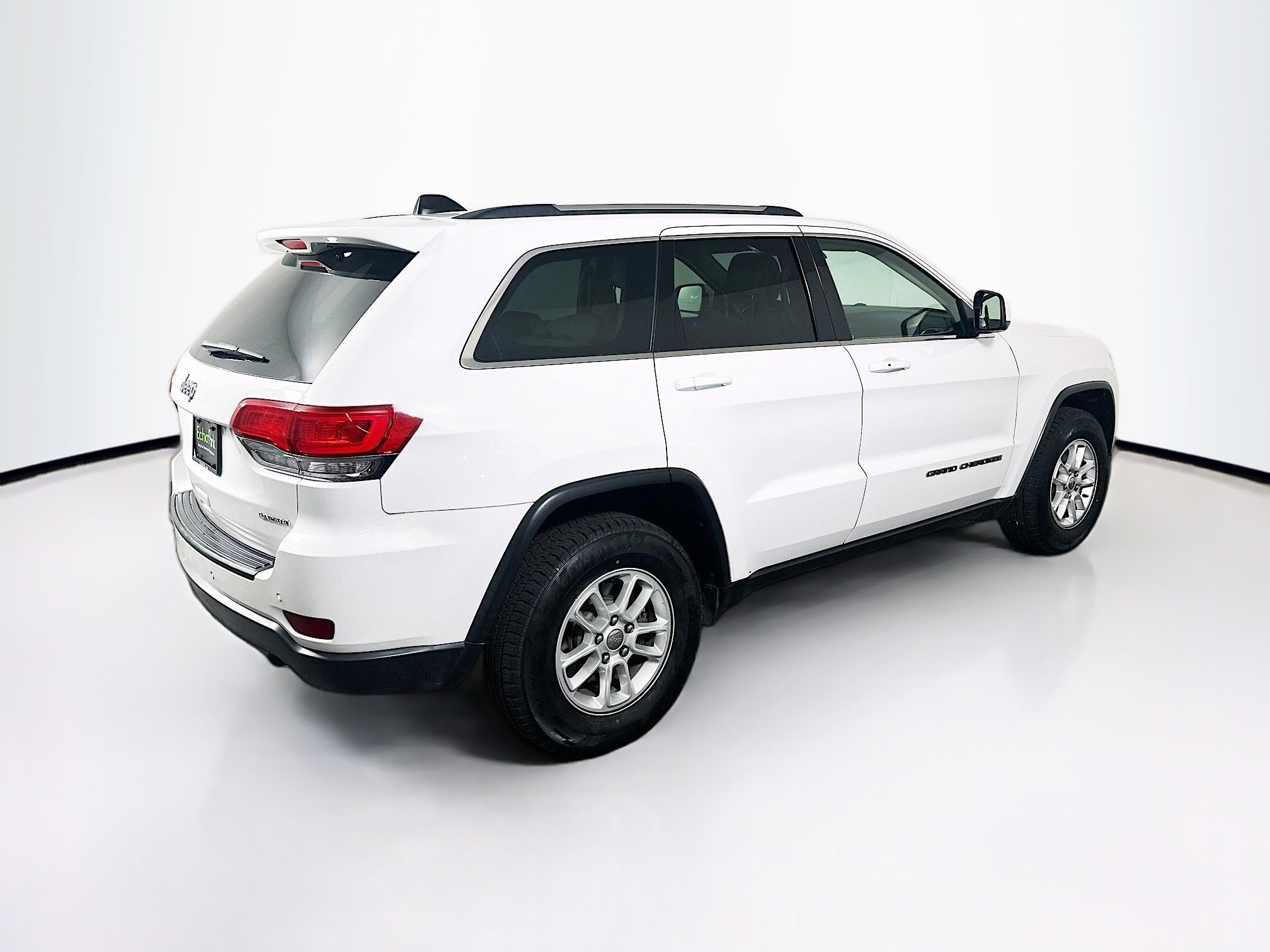 Used 2018 Jeep Grand Cherokee Laredo RWD image 9