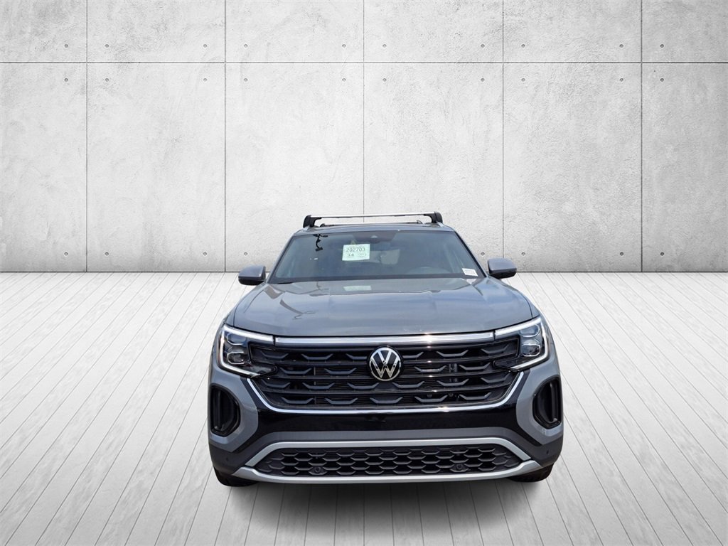 New 2026 Volkswagen Atlas Cross Sport SE image 2