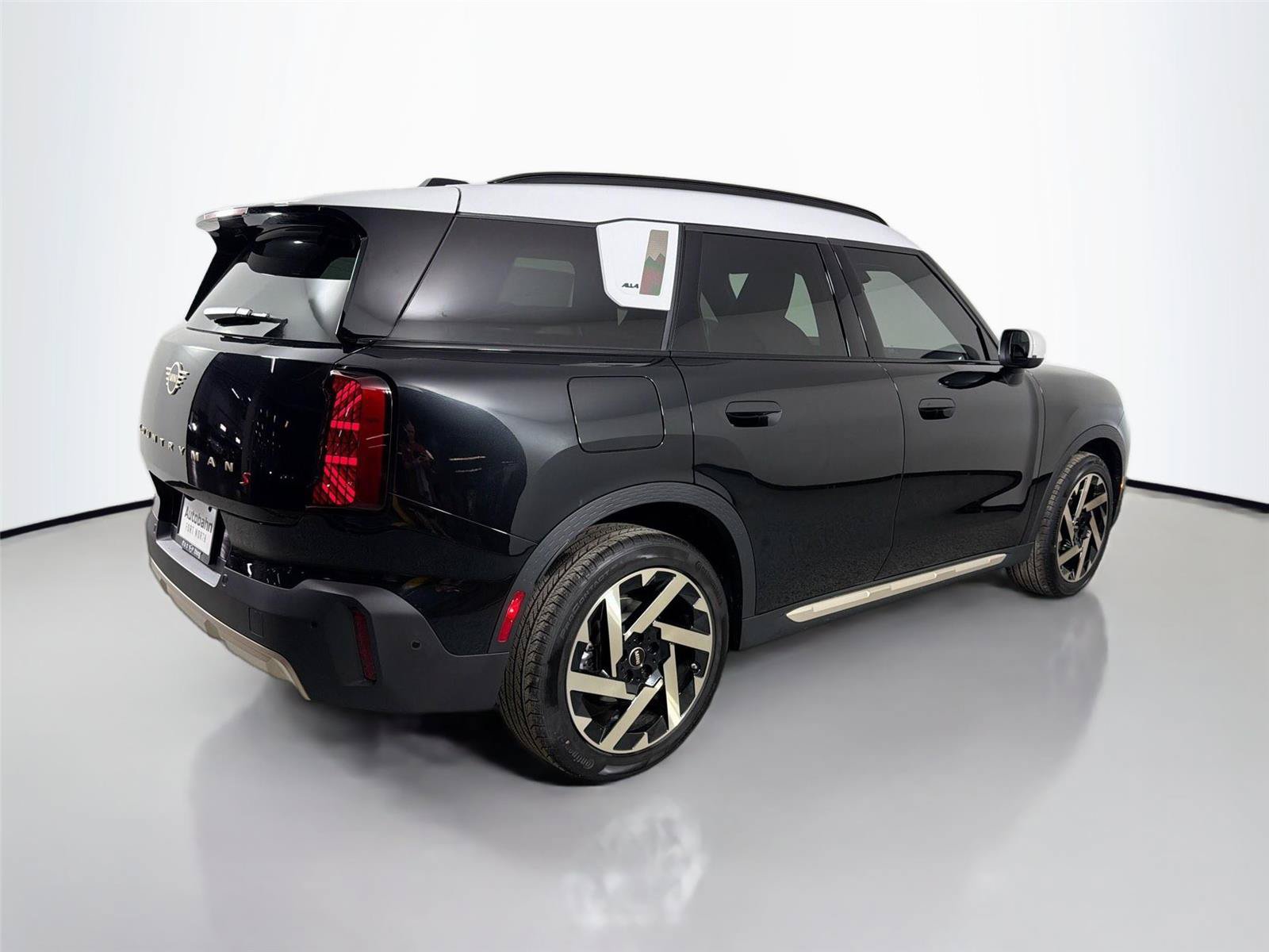 New 2026 MINI Cooper Countryman S w/ Comfort Package Max AWD/4WD image 5