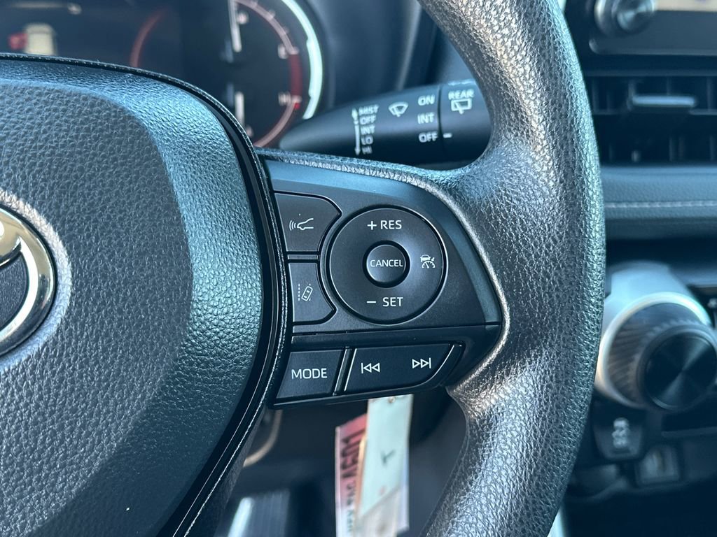 Certified 2025 Toyota RAV4 LE image 22