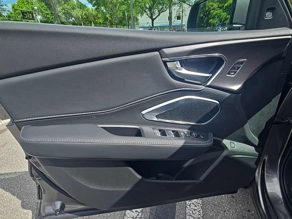 New 2026 Acura RDX SH-AWD image 10