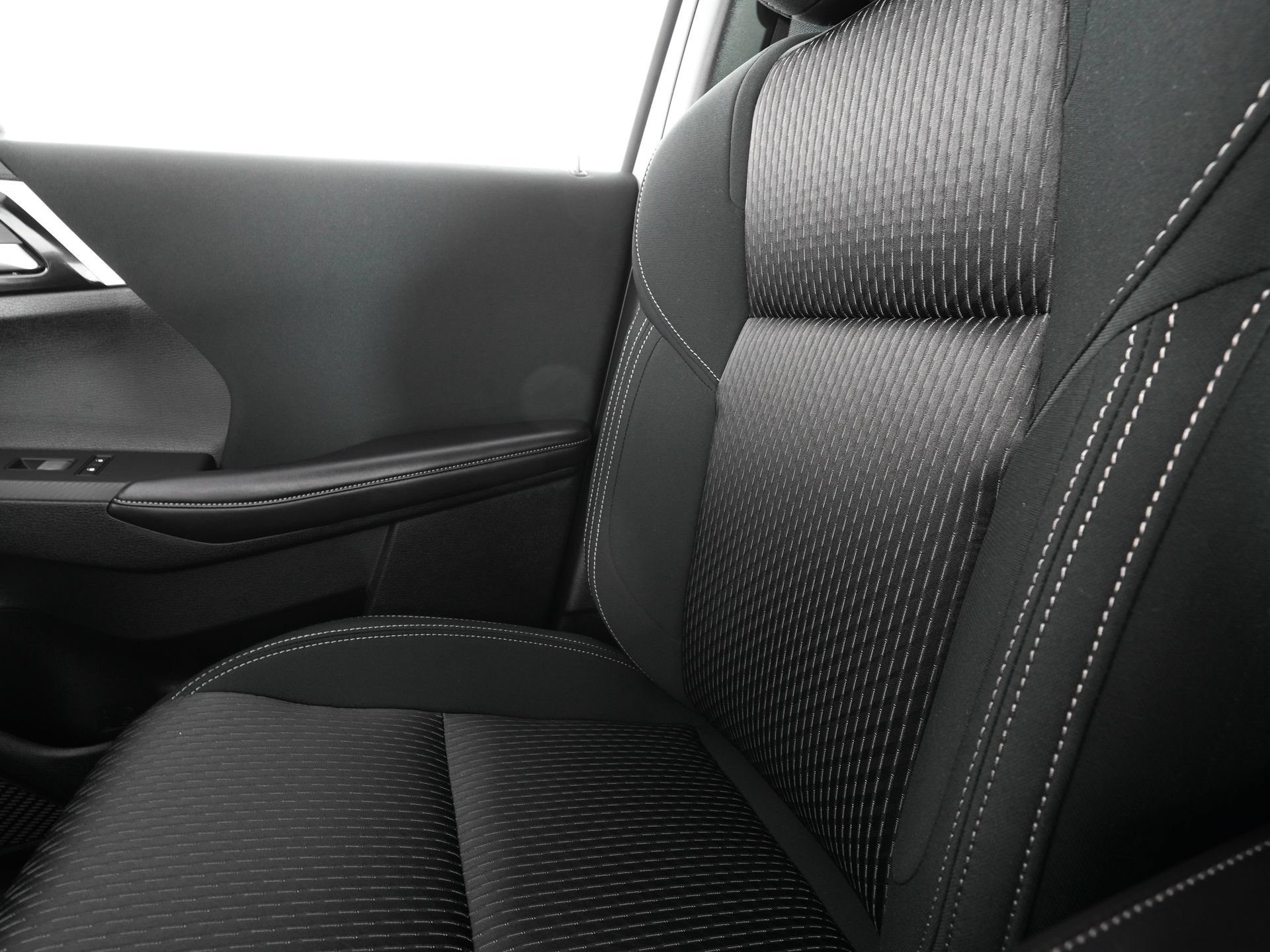 New 2026 Mitsubishi Outlander ES AWD/4WD image 19