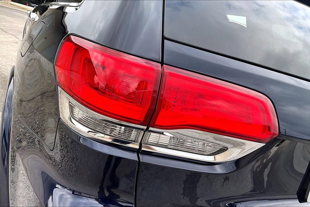 Used 2018 Jeep Grand Cherokee Overland image 22