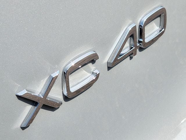 New 2026 Volvo XC40 B5 Plus w/ Protection Package Premier AWD/4WD image 17
