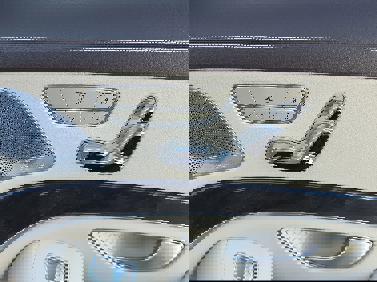 Used 2020 Mercedes-Benz S 560 4MATIC Sedan image 21