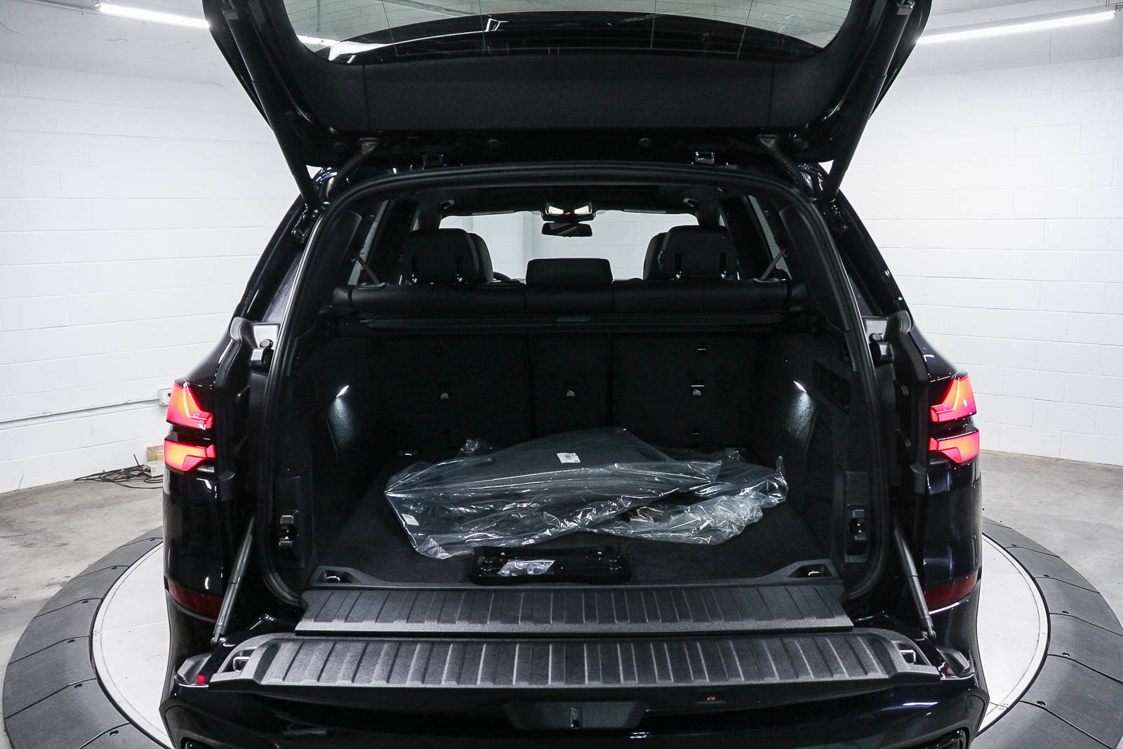 New 2026 BMW X5 xDrive40i AWD/4WD image 25