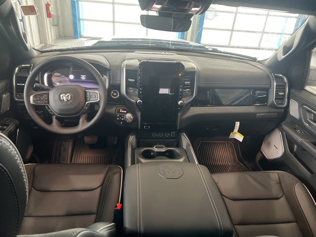 New 2026 RAM 1500 Laramie AWD/4WD image 24