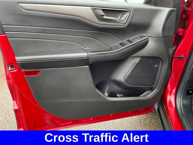 Used 2023 Ford Escape Active image 10