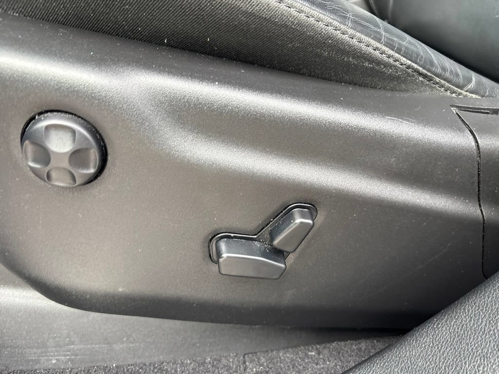 Used 2019 Jeep Grand Cherokee Limited w/ Trailer Tow Group IV AWD/4WD image 23