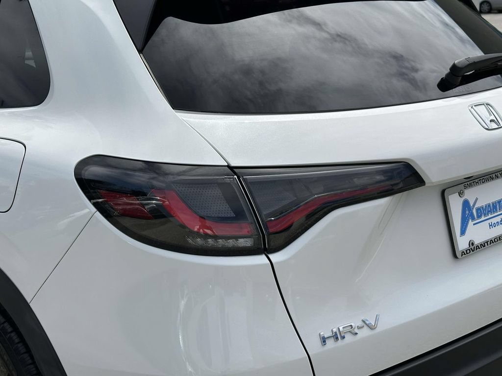 Certified 2023 Honda HR-V Sport image 8