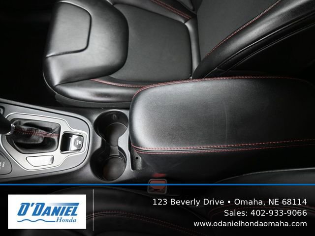 Used 2019 Jeep Cherokee Trailhawk w/ Cold Weather Group AWD/4WD image 33