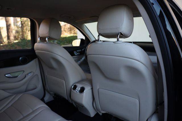 Used 2016 Mercedes-Benz GLC 300 image 20