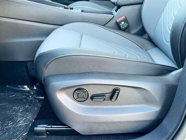 New 2026 Volkswagen Tiguan SE image 17