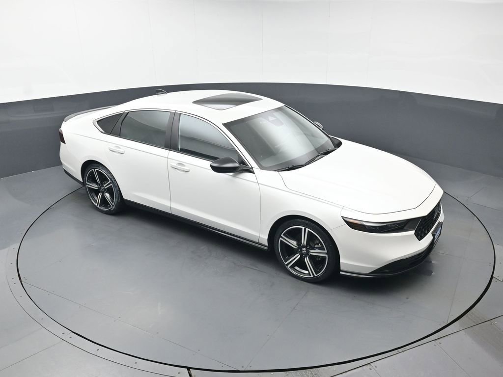 Used 2023 Honda Accord Sport image 39