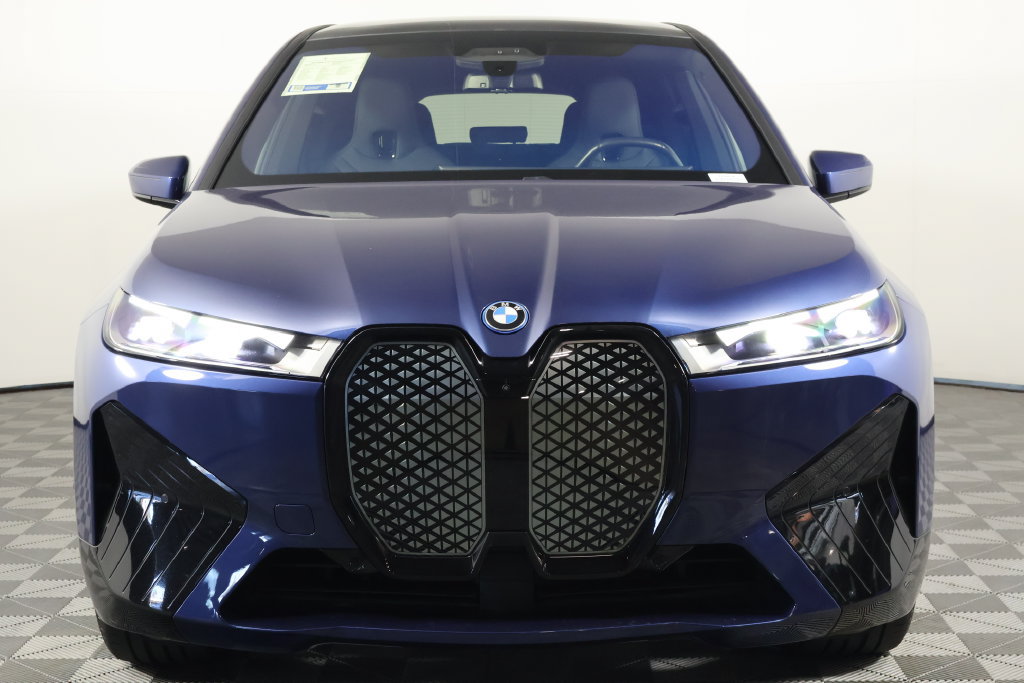Certified 2024 BMW iX xDrive50 w/ Premium Package AWD/4WD image 2