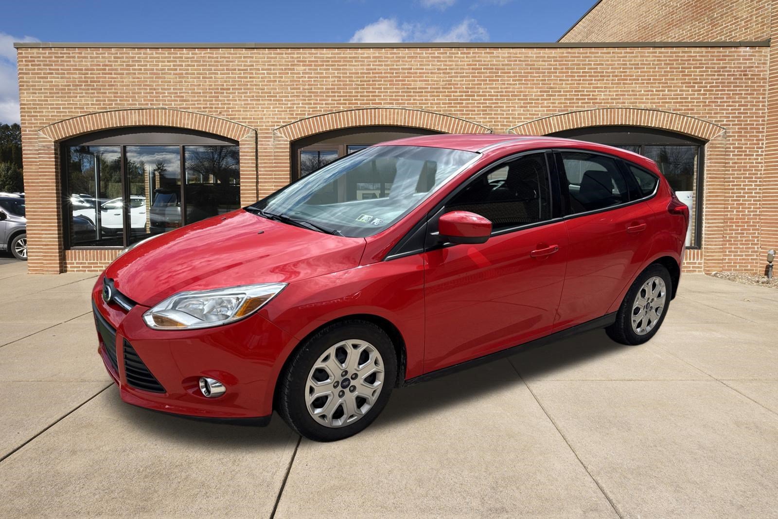 Used 2012 Ford Focus SE FWD image 7