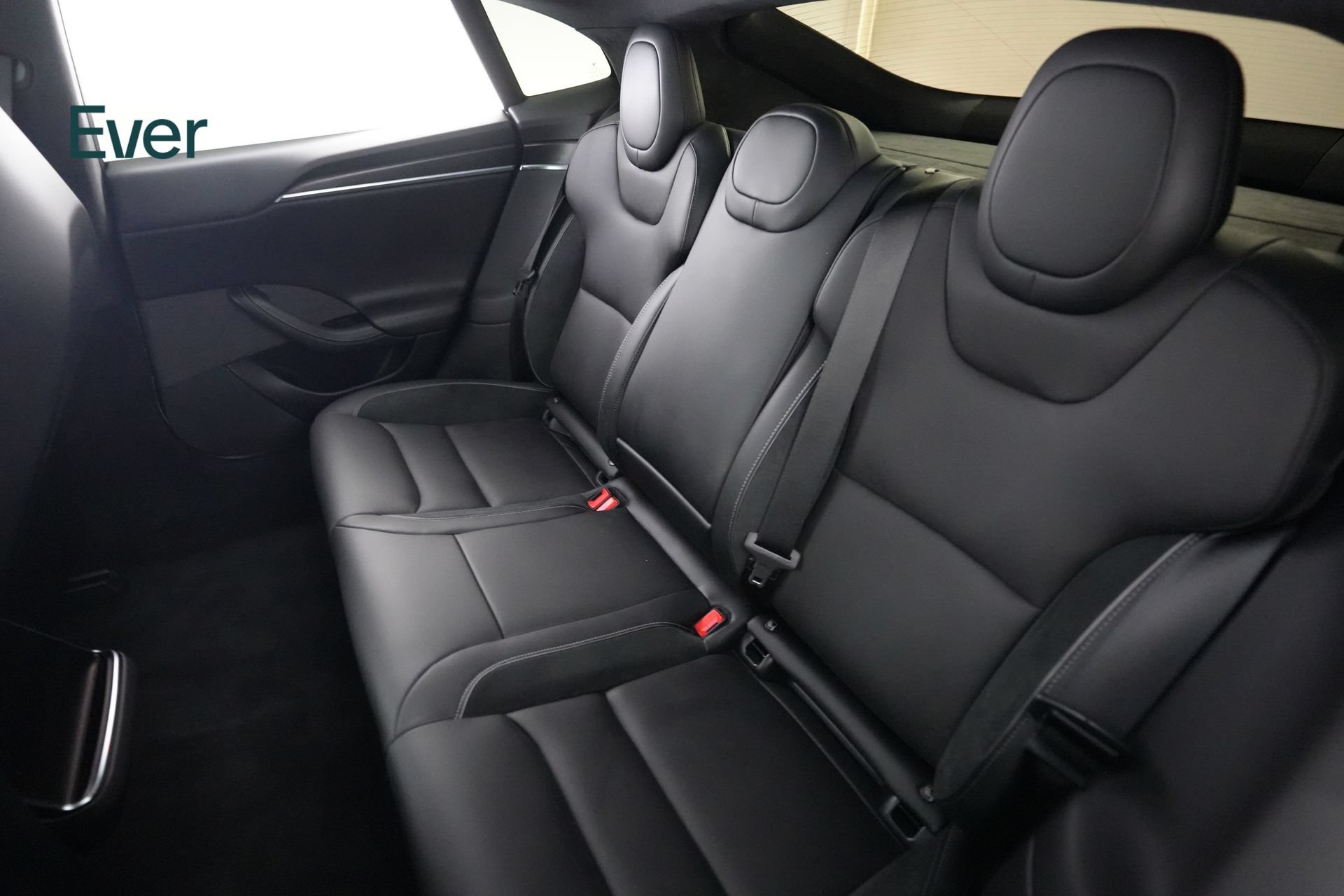 Used 2026 Tesla Model S Plaid AWD/4WD image 23