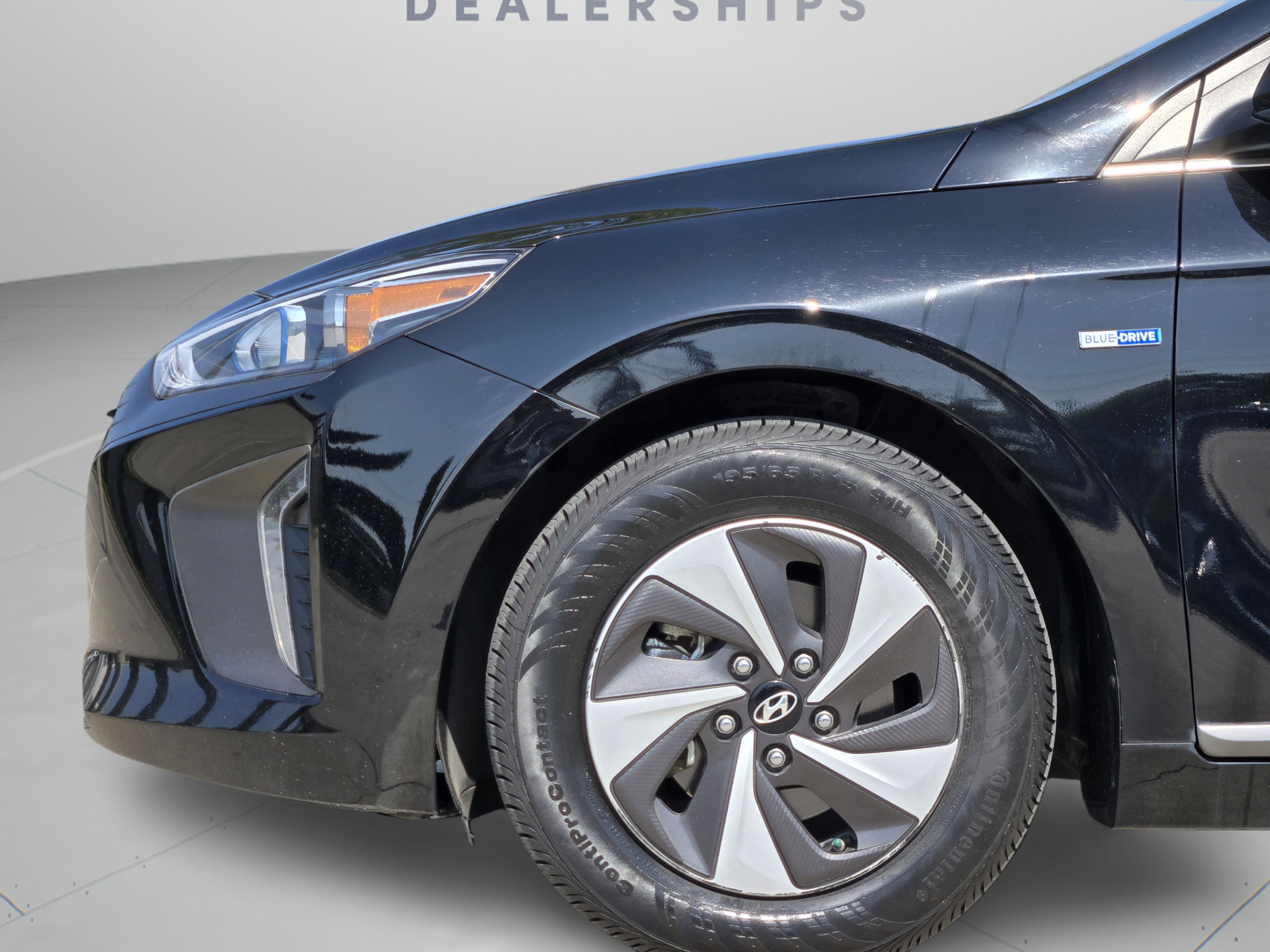 Used 2017 Hyundai Ioniq SEL FWD image 36