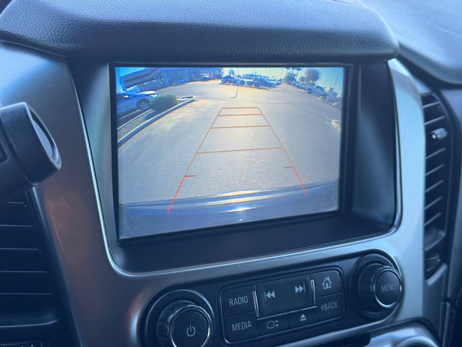 Used 2019 Chevrolet Suburban LT image 28