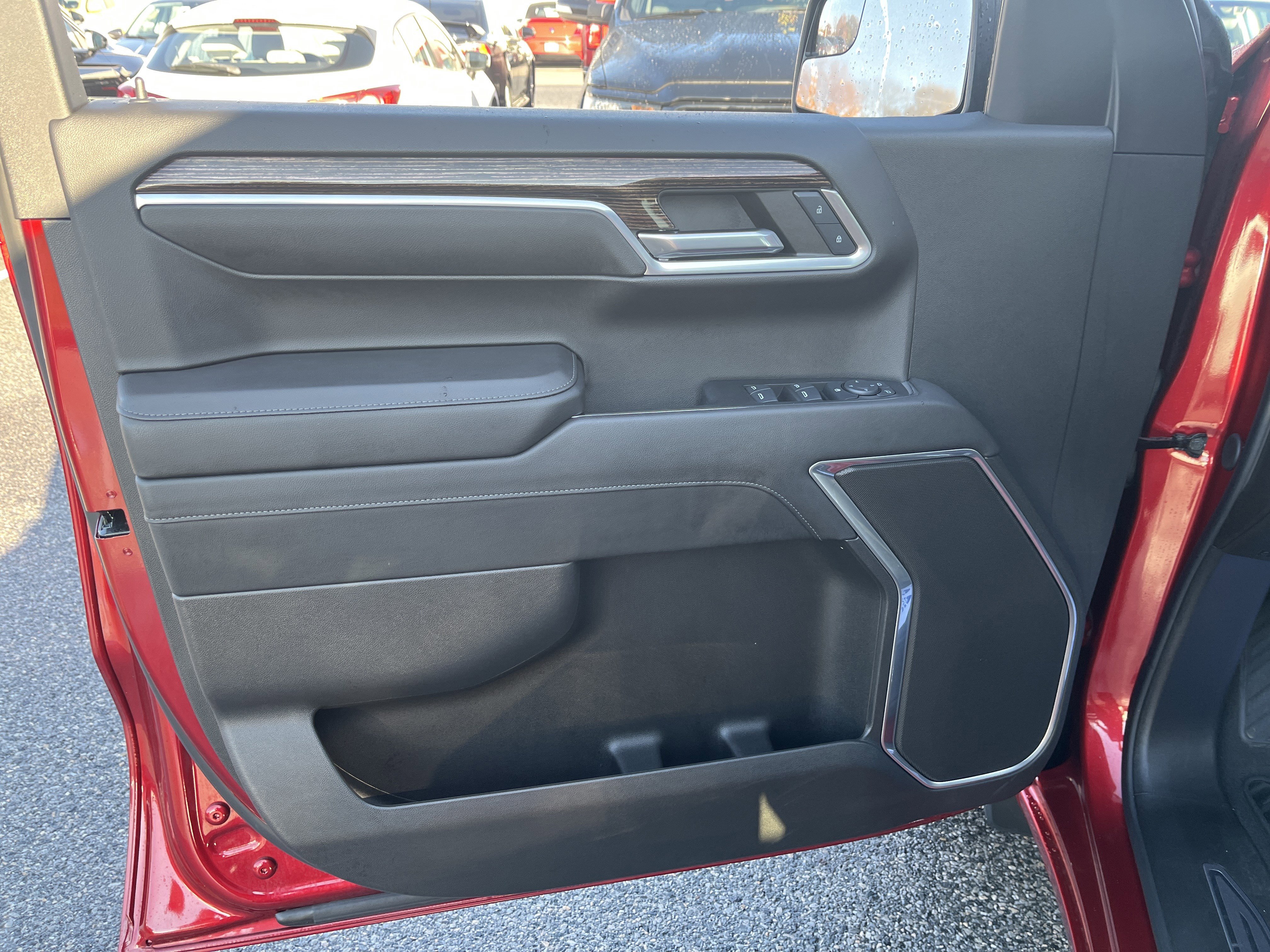 Used 2024 GMC Sierra 1500 Elevation image 26