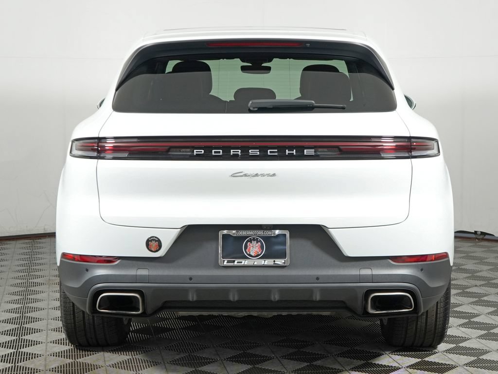 Certified 2024 Porsche Cayenne w/ Premium Package AWD/4WD image 6