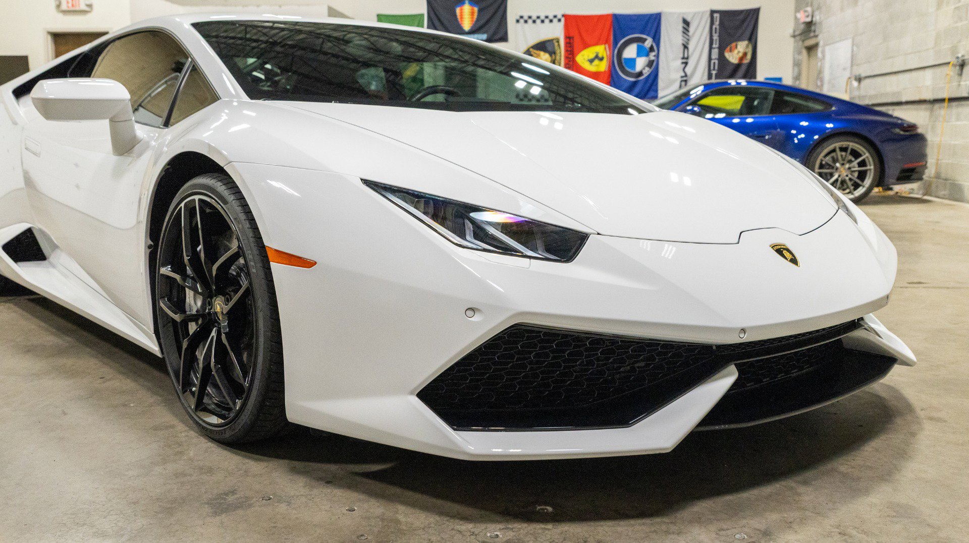 Used 2016 Lamborghini Huracan LP 610-4 image 15