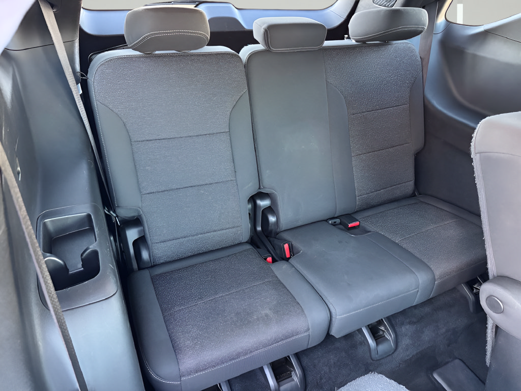 Used 2024 Chevrolet Traverse LT FWD image 31