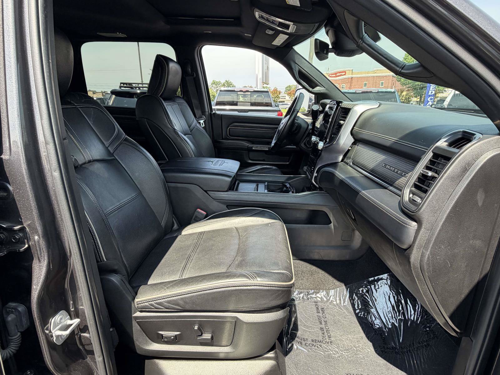 Used 2019 RAM 2500 Limited AWD/4WD image 32