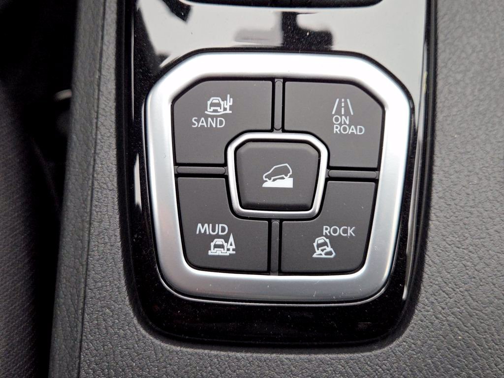 New 2026 Nissan Frontier SV w/ All-Weather Content Package AWD/4WD image 28