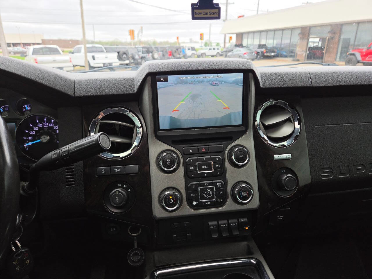 Used 2015 Ford F350 Platinum image 37
