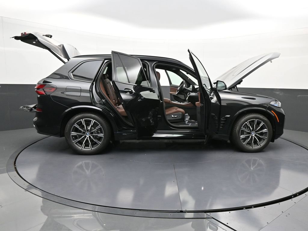 New 2026 BMW X5 xDrive50e w/ M Sport Package image 48
